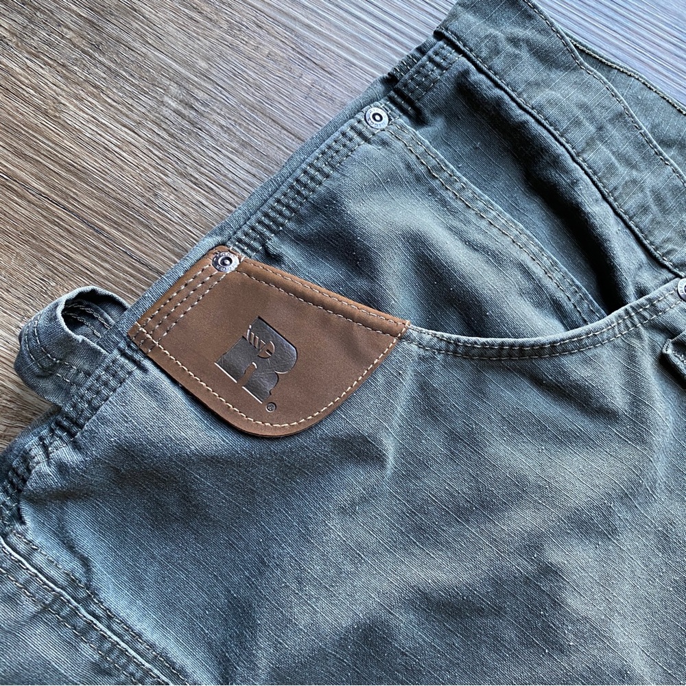 Wrangler Riggs Shorts - Picture 2 of 5